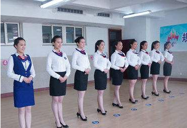 國內(nèi)航空公司面試注意事項之東航、海航禮儀服務詳解